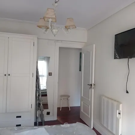 Individual Cerca Bilbao Homestay *